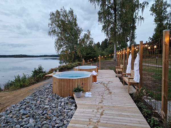 hot tubs on a lake